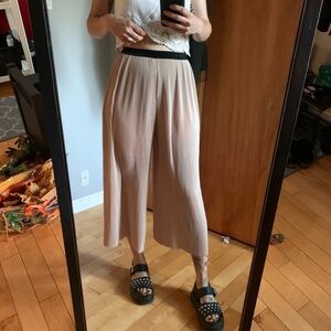 Zara pink plissé pants